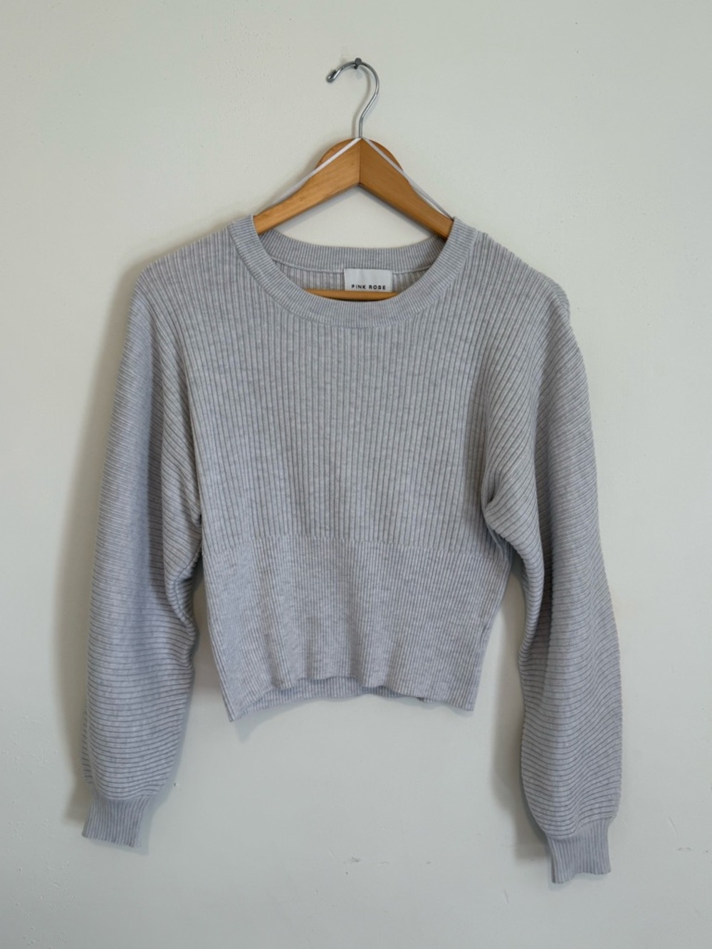 Pink Rose Ribbed Cropped Sweater - Gray